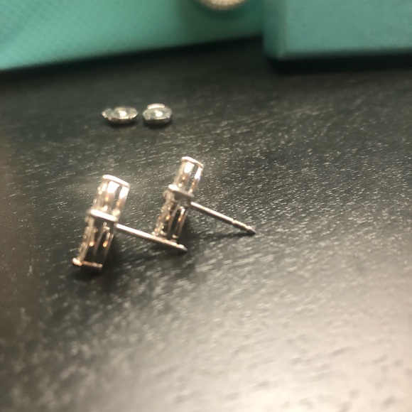 Authentic Tiffany&Co Large Victoria Earrings - Picture 3 of 10